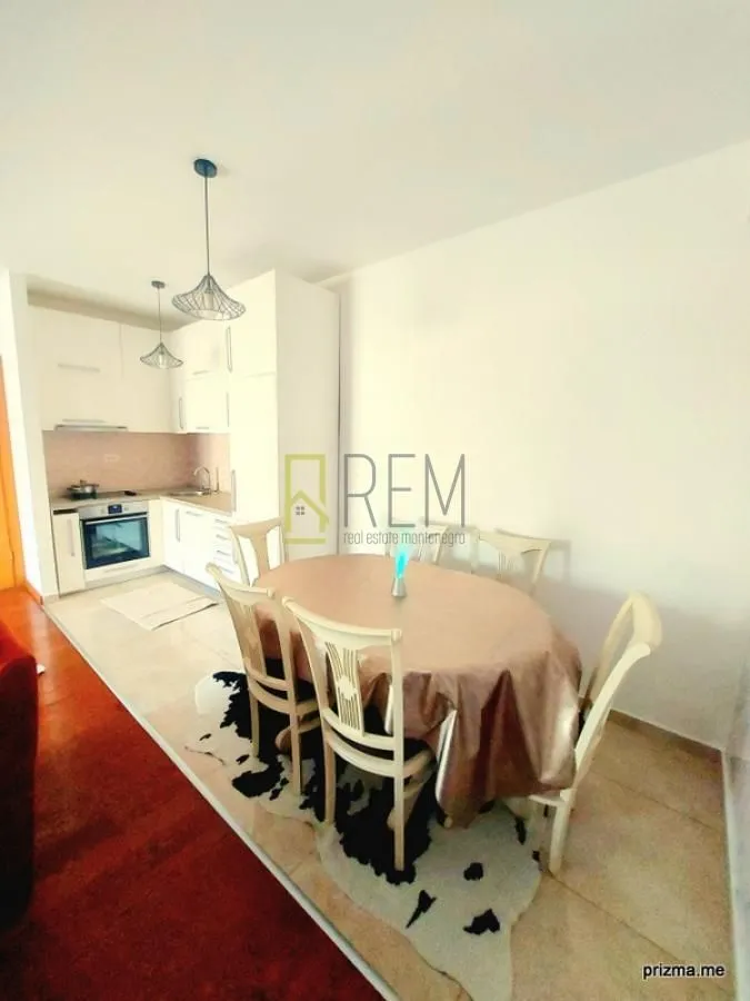Prodaja, dvosoban stan, 65m², Ljubović, Podgorica