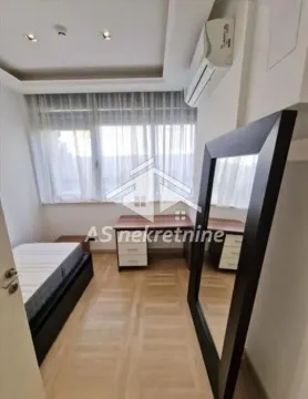 Izdavanje, četvorosoban stan, 148m², Savski Venac, Beograd - image 15