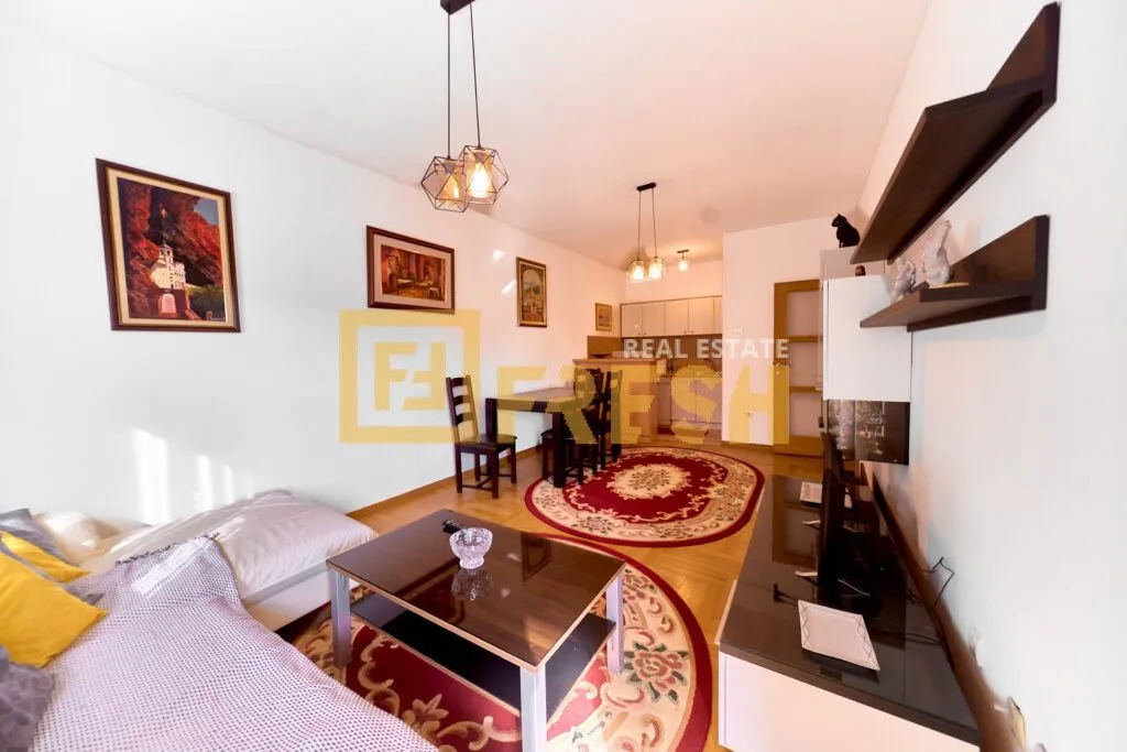 Prodaja, jednosoban stan, 50m², Krivi Most, Podgorica