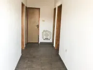 Izdavanje, kuća, 200m², Zagorič, Podgorica - image 6