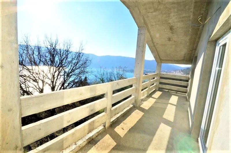 Prodaja, kuća, 320m², Herceg Novi, Crna Gora