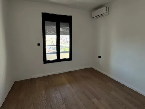 Prodaja, jednosoban stan, 47m², Donja Gorica, Podgorica - image 4