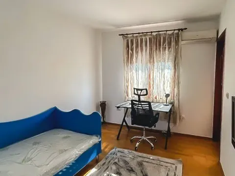 Izdavanje, trosoban stan, 120m², Ljubović, Podgorica - image 7