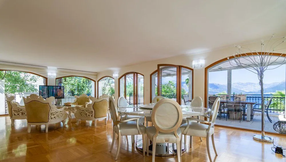 Sale, house, 396m², Krašići, Tivat