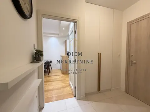 Rent, two bedroom apartment, 70m², Central Point, Podgorica - image 6