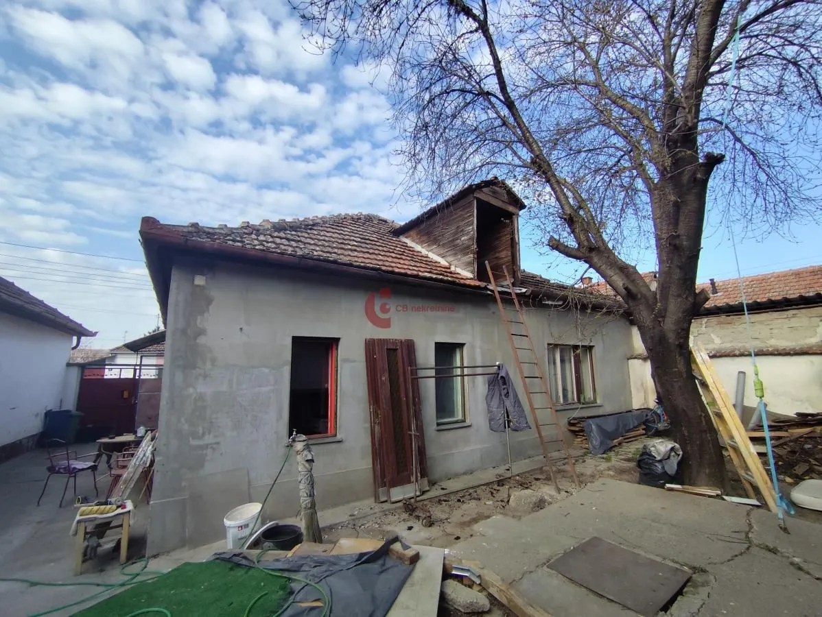 Prodaja, kuća, 110m², Novo Selo, Subotica