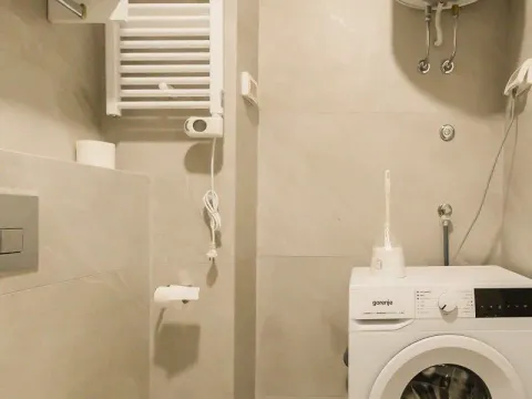 Izdavanje, jednosoban stan, 50m², Central Point, Podgorica - image 6