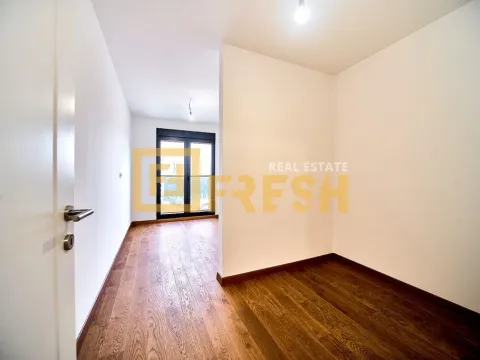 Prodaja, trosoban stan, 110m², Tološi, Podgorica - image 8