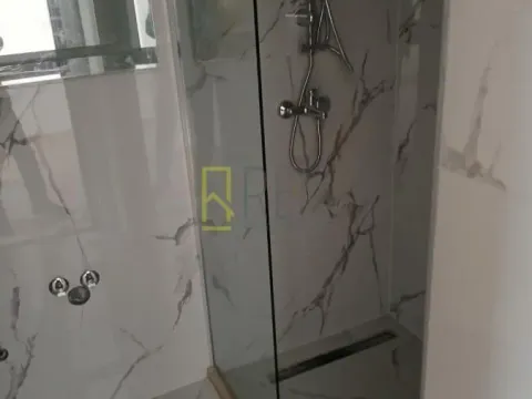 Sale, studio apartment, 32m², Bečići, Budva - image 5