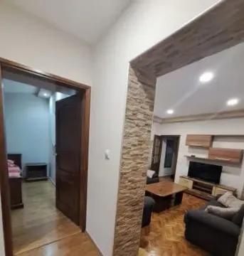 Izdavanje, dvosoban stan, 55m², Preko Morače, Podgorica - image 4