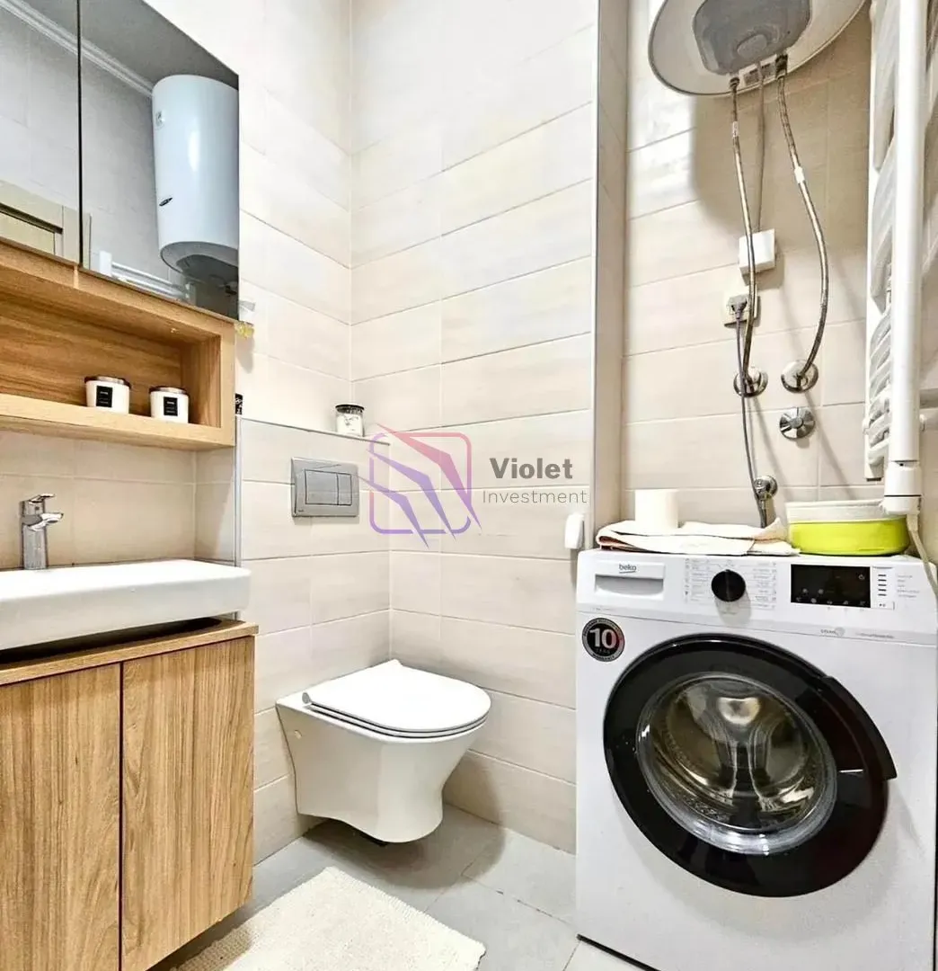 Izdavanje, jednosoban stan, 45m², Blok 9, Podgorica