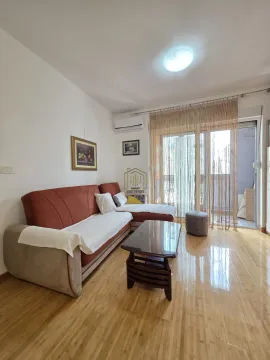 Izdavanje, jednosoban stan, 46m², Zabjelo, Podgorica - image 1