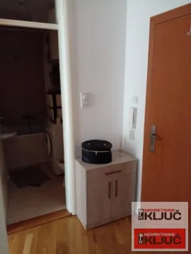 Izdavanje, jednosoban stan, 40m², Grbavica, Novi Sad Sve Podlokacije - image 9