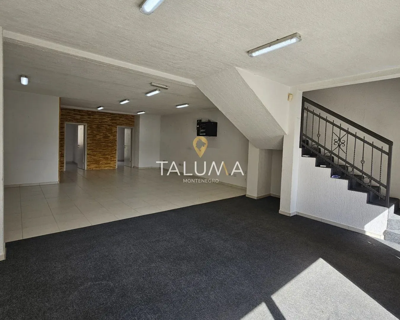 Rent, office space, 190m², City Kvart, Podgorica