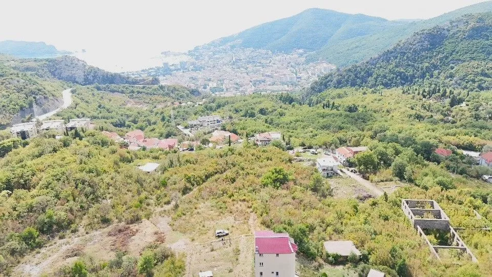 Prodaja, plac, 1035m², Markovići, Budva
