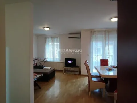 Izdavanje, dvosoban stan, 57m², Profesorska Kolonija, Palilula Sve Podlokacije - image 2