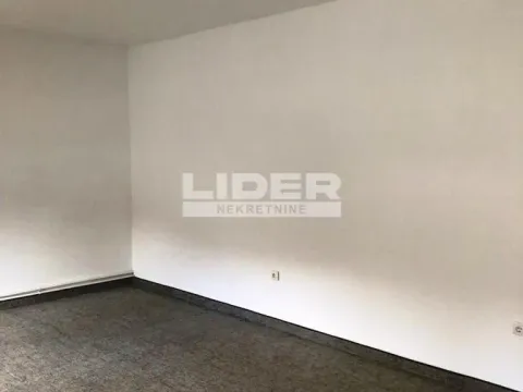 Rent, office space, 325m², Surčin, Beograd - image 13