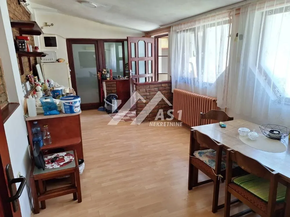 Rent, house, 40m², Avijatičarsko naselje, Novi Sad Sve Podlokacije