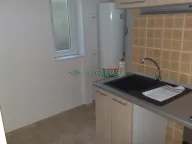 Izdavanje, kuća, 200m², Partizanov Stadion, Beograd - image 11