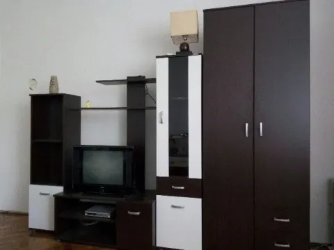 Izdavanje, stan, 27m², Centar, Podgorica - image 4