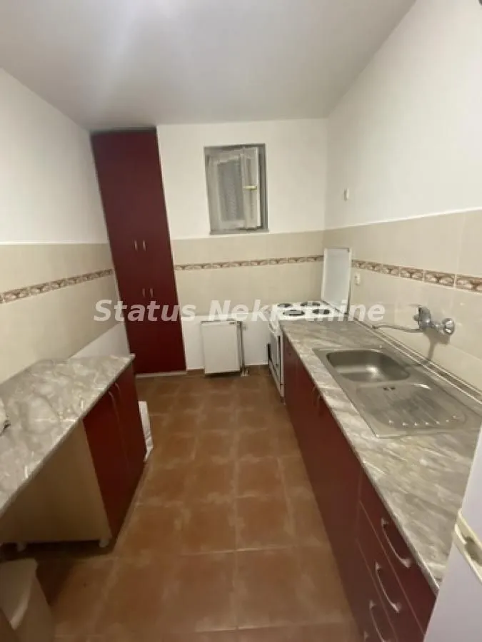 Izdavanje, trosoban stan, 75m², Nova Detelinara, Novi Sad Sve Podlokacije