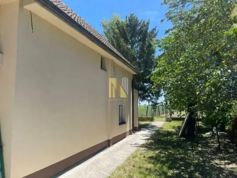 Prodaja, kuća, 120m², Perlez, Zrenjanin - image 23
