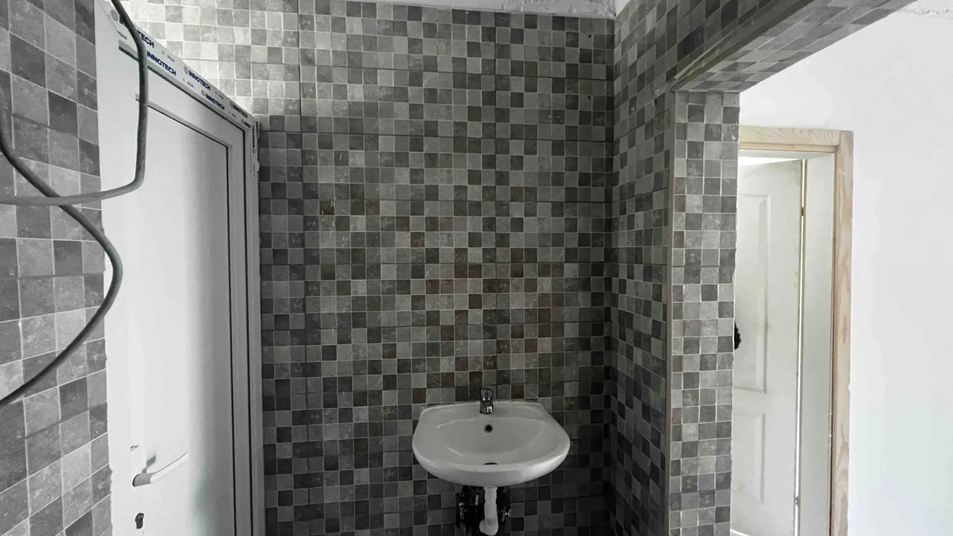 Prodaja, kuća, 360m², Podgorica, Crna Gora