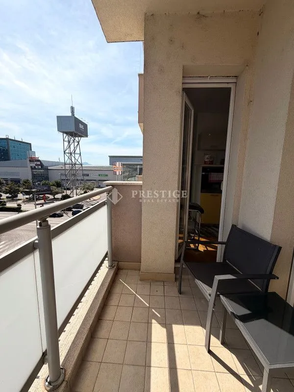 Rent, one bedroom apartment, 46m², City Kvart, Podgorica