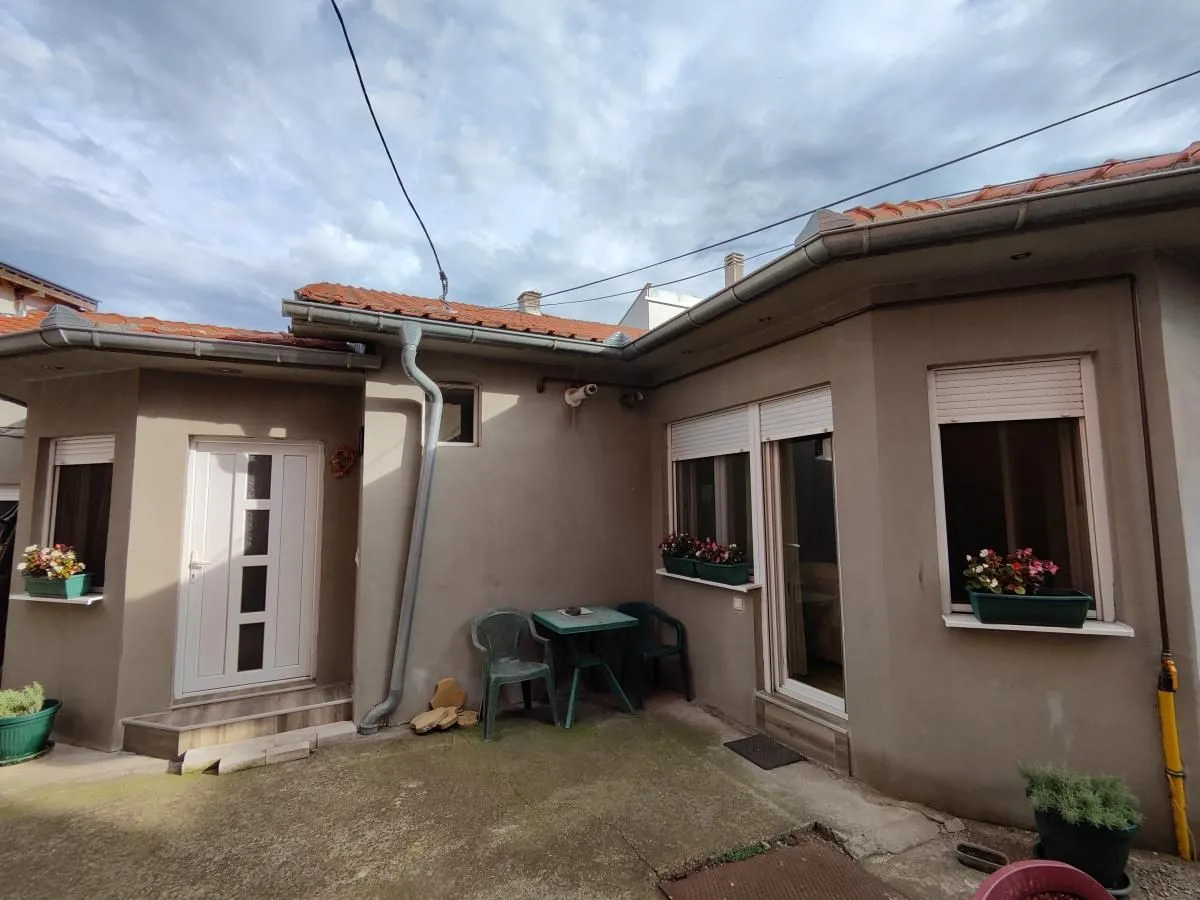 Prodaja, kuća, 336m², Tavrića obori, Jagodina