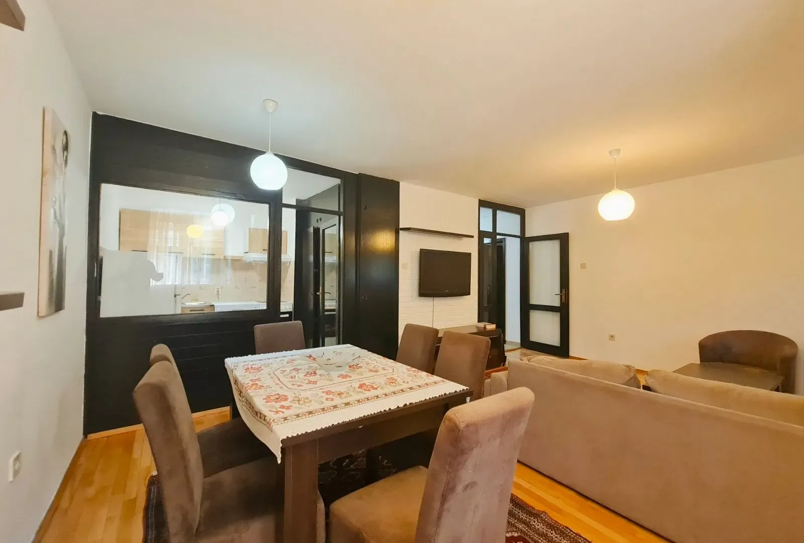 Rent, one bedroom apartment, 59m², Blok 5, Podgorica