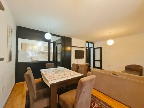 Izdavanje, jednosoban stan, 59m², Blok 5, Podgorica - image 8