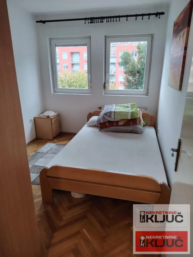 Prodaja, jednosoban stan, 36m², Cara Dušana, Novi Sad Sve Podlokacije