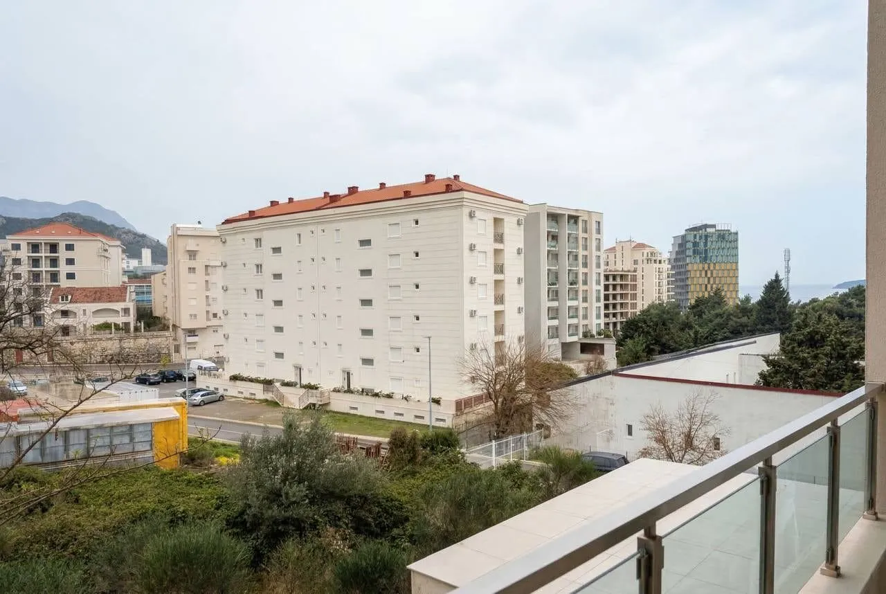 Stan-na-dan, dvosoban stan, 43m², Bečići, Budva