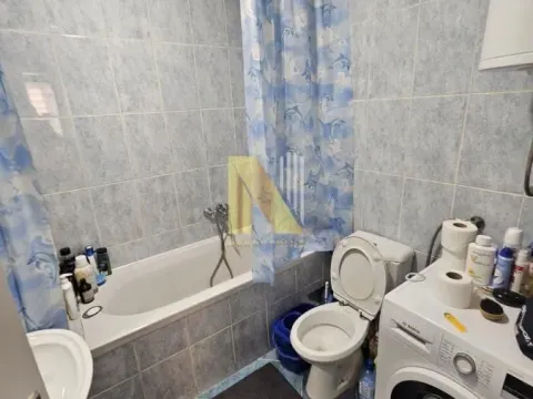 Prodaja, kuća, 242m², Lipov gaj, Novi Sad Sve Podlokacije - image 4