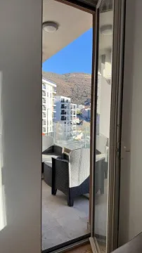 Rent, one bedroom apartment, 45m², Bečići, Budva - image 12
