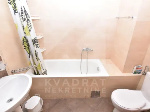 Izdavanje, dvosoban stan, 67m², Stari Aerodrom, Podgorica - image 10