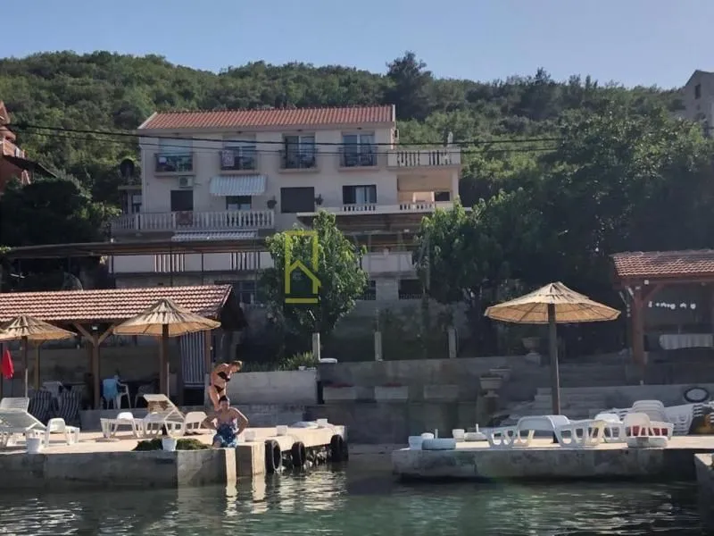 Prodaja, ugostiteljski objekat, 511m², Đuraševići, Tivat