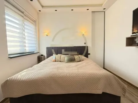 Prodaja, kuća, 165m², Petrovaradin, Novi Sad - image 26