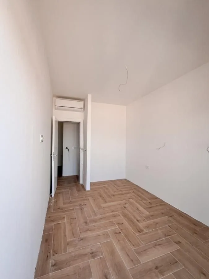 Prodaja, dvosoban stan, 69m², Tivat, Crna Gora