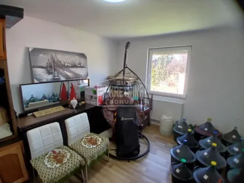 Prodaja, kuća, 175m², Veliki Radanovac, Subotica - image 13