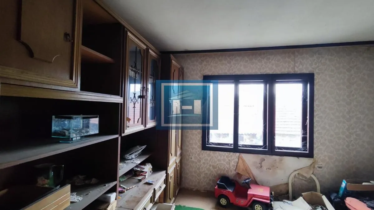 Sale, house, 240m², Batočina, Srbija