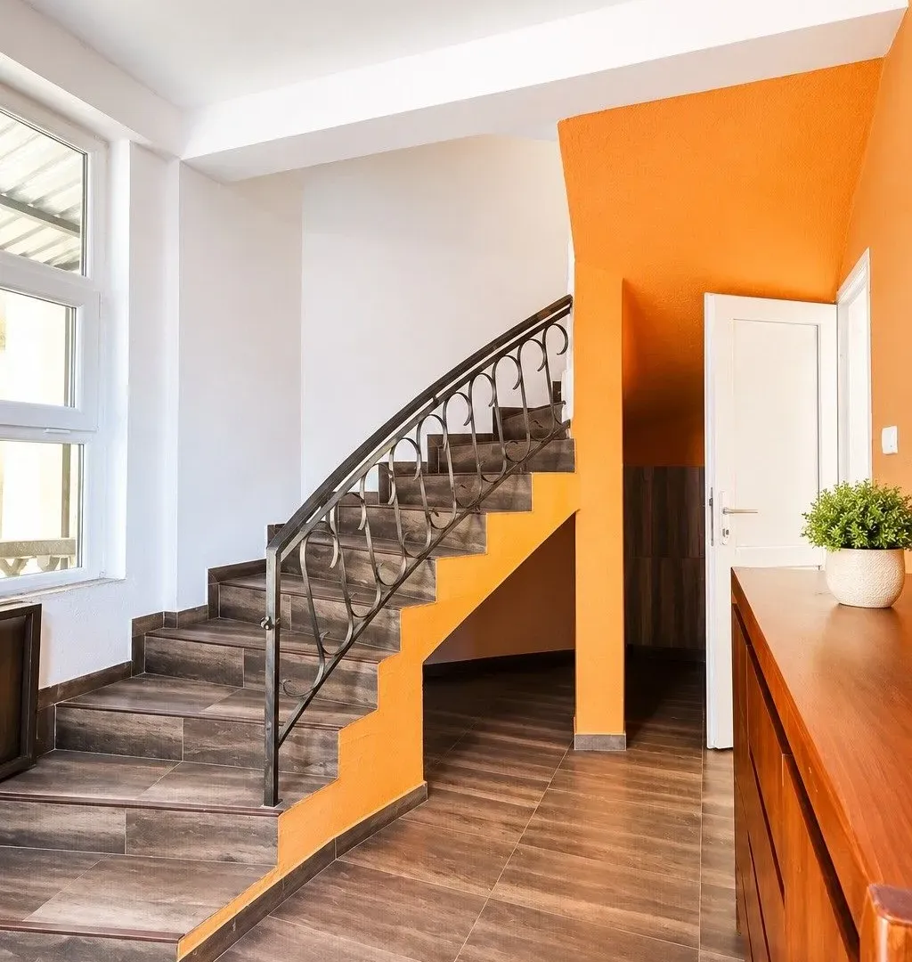 Sale, house, 202m², Stari Bar, Bar