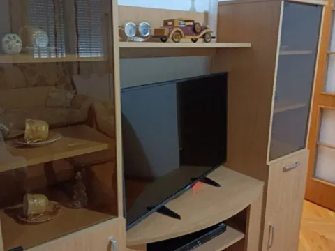 Izdavanje, jednosoban stan, 54m², Stari Aerodrom, Podgorica - image 6