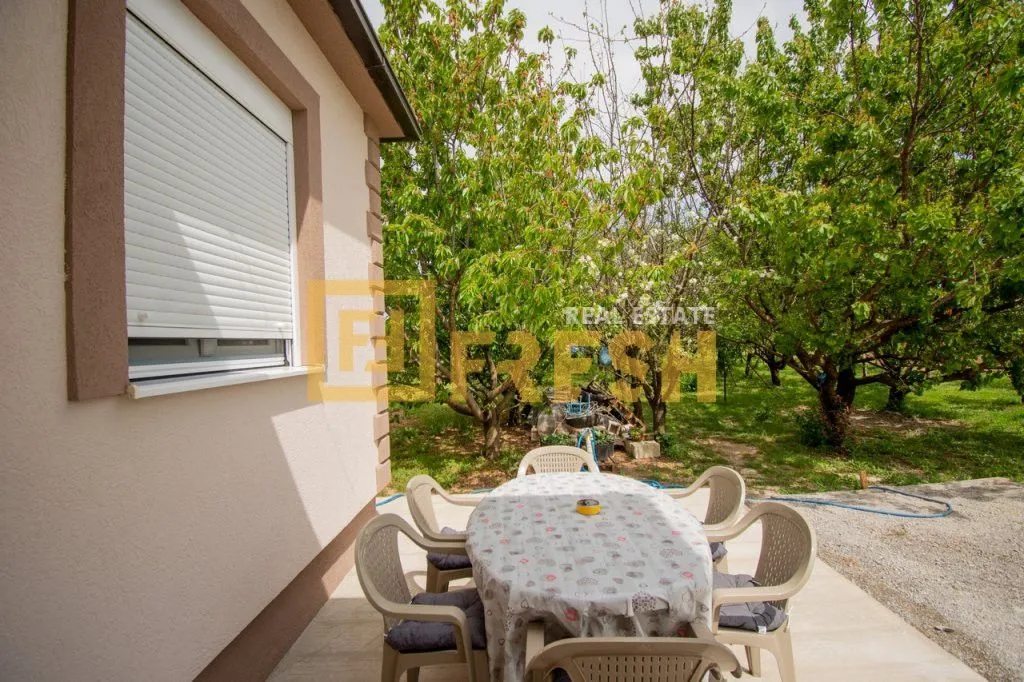 Rent, house, 110m², Kokoti, Podgorica