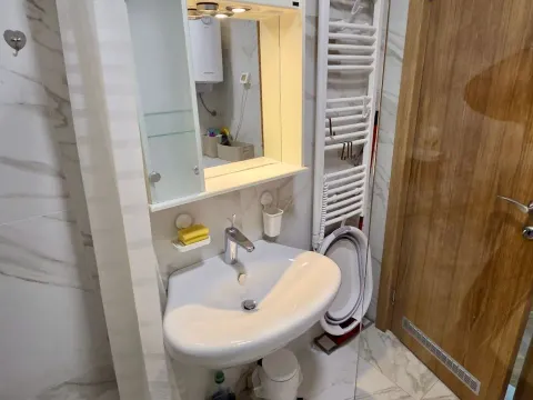 Rent, one bedroom apartment, 40m², Dobrota, Kotor - image 7