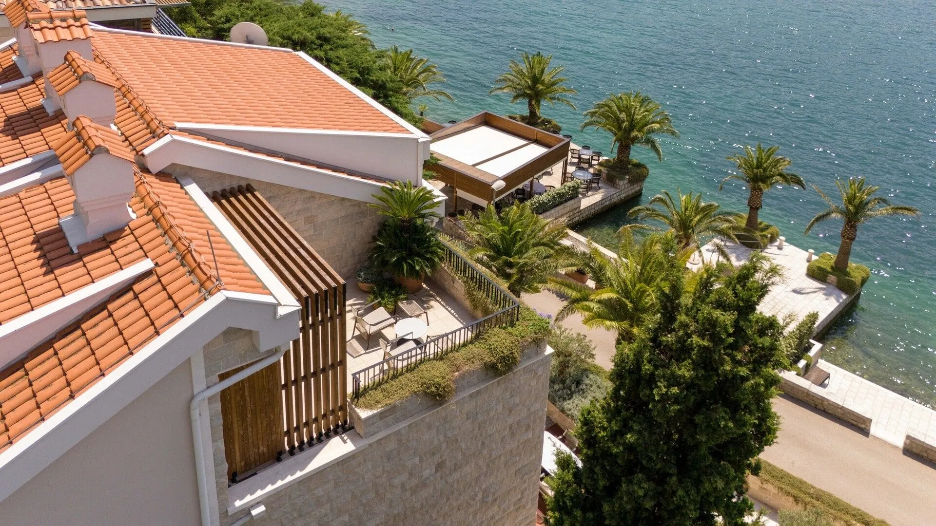Sale, house, 420m², Dobrota, Kotor