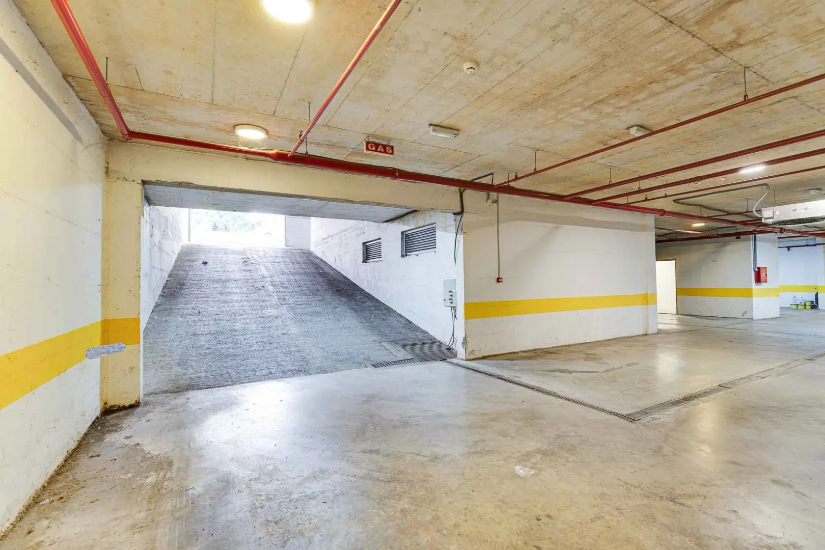 Sale, office space, 20m², Budva, Crna Gora