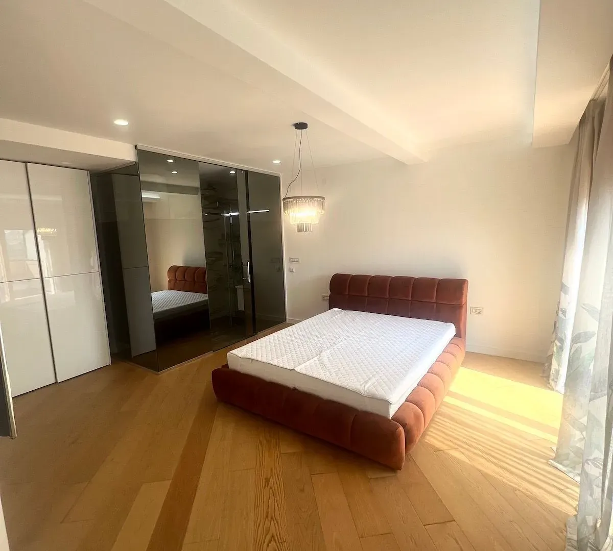 Rent, four bedroom apartment, 205m², Vračar Hram, Vračar Sve Podlokacije
