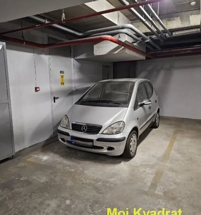 Prodaja, parking/garaža, 12m², Kalenić Pijaca, Vračar Sve Podlokacije
