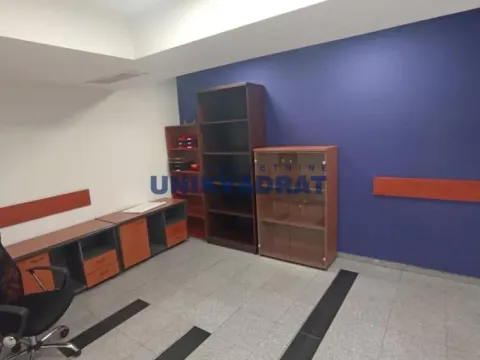 Rent, office space, 180m², Đeram Pijaca, Beograd - image 12